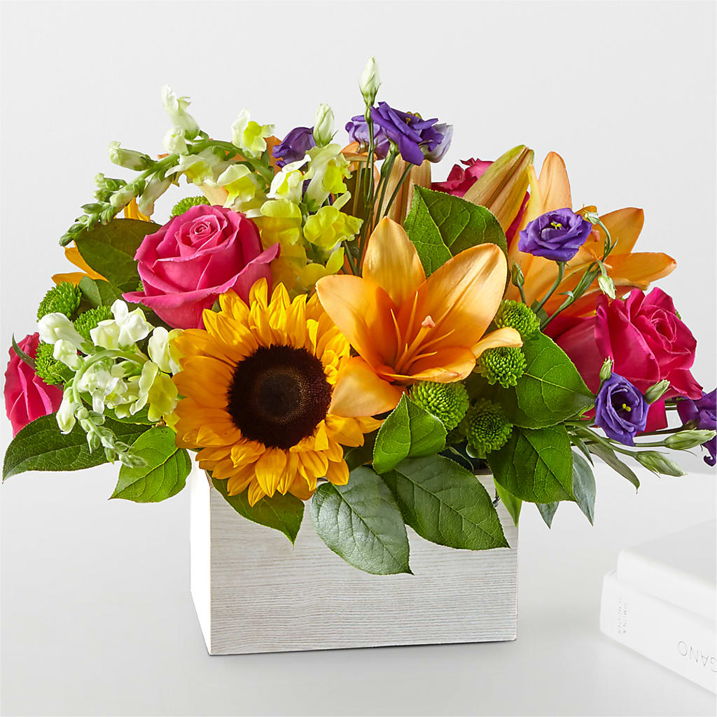 Best Day Box Bouquet – WOYSHNER'S FLOWER SHOP, Lackawanna NY