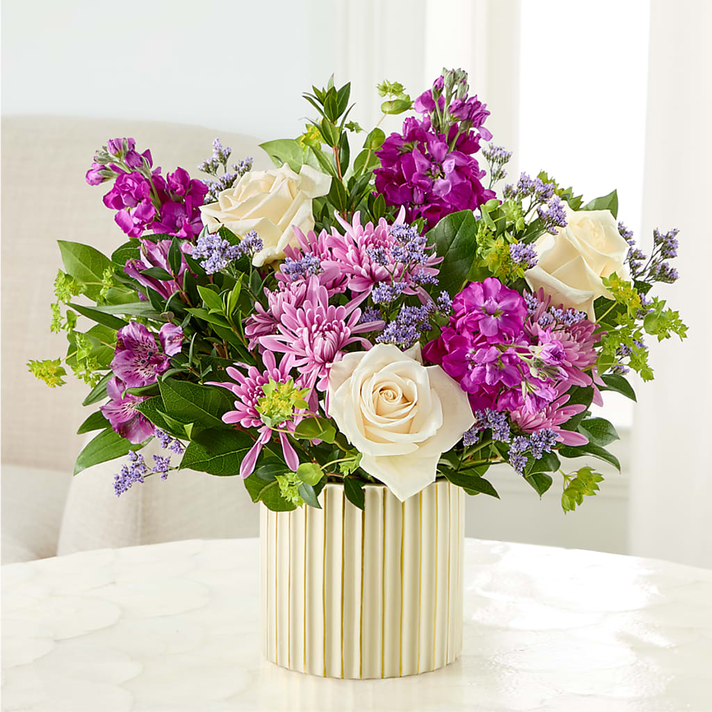 The Boutique Bouquet – WOYSHNER'S FLOWER SHOP, Lackawanna NY