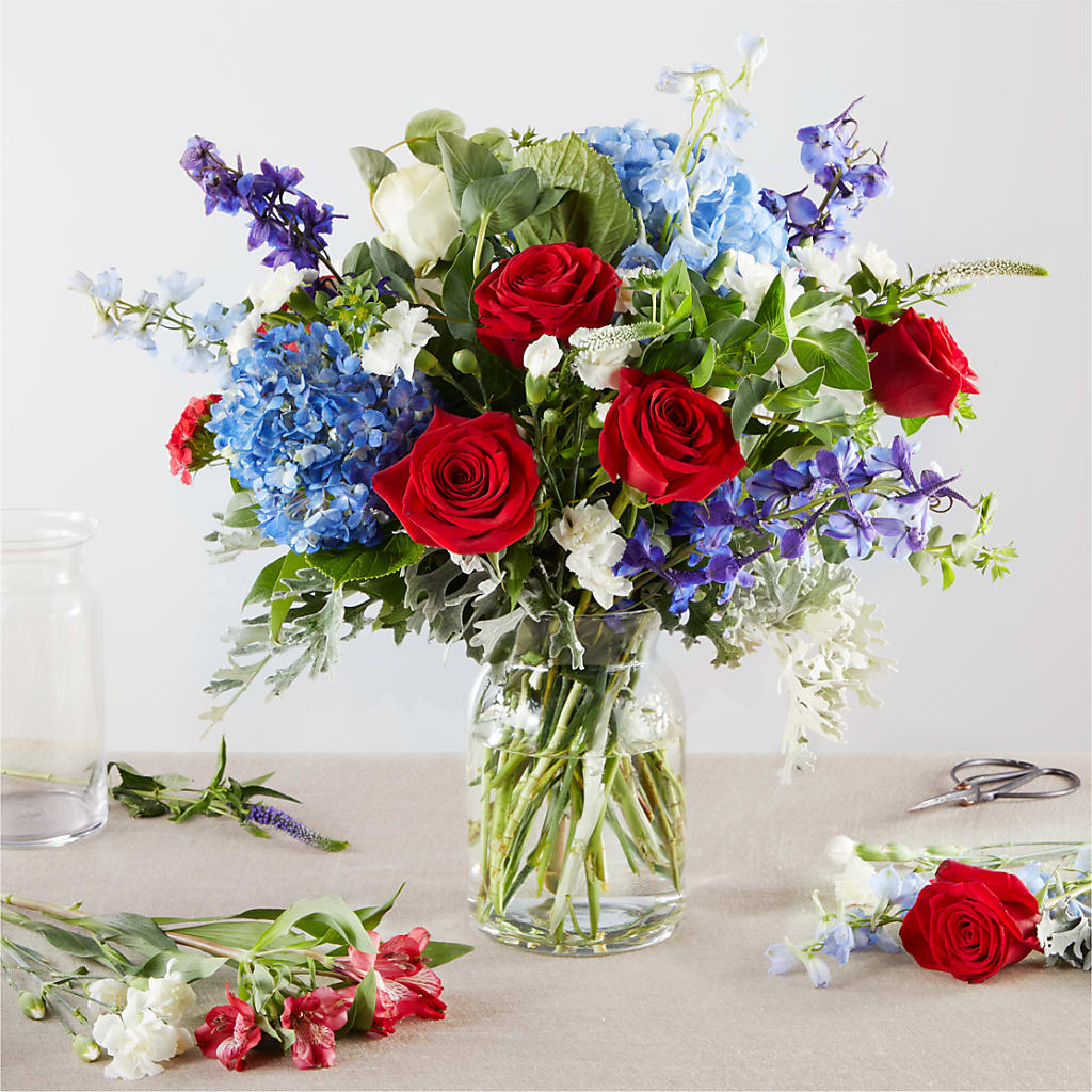 Star Spangled - A Florist Original – WOYSHNER'S FLOWER SHOP, Lackawanna NY