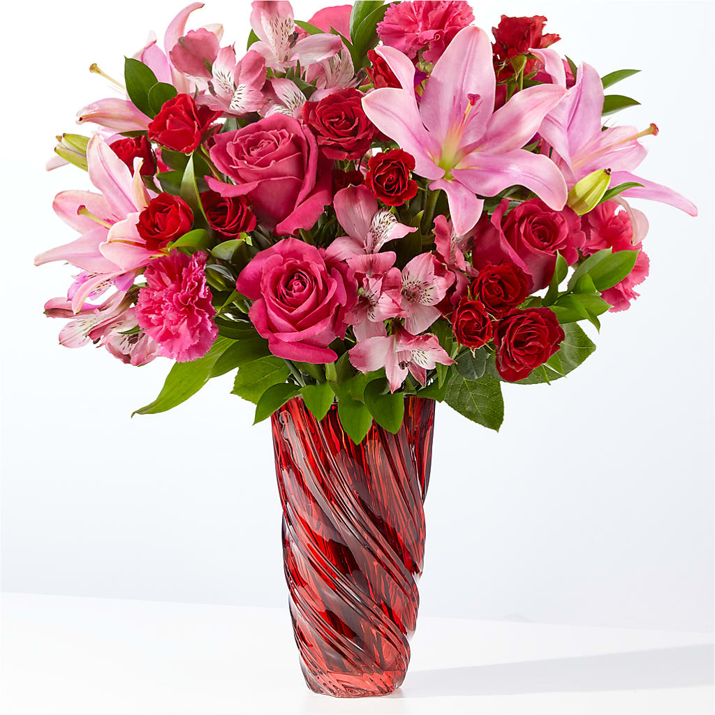 In Love Bouquet with Luxe Swirl Vase – WOYSHNER'S FLOWER SHOP, Lackawanna NY