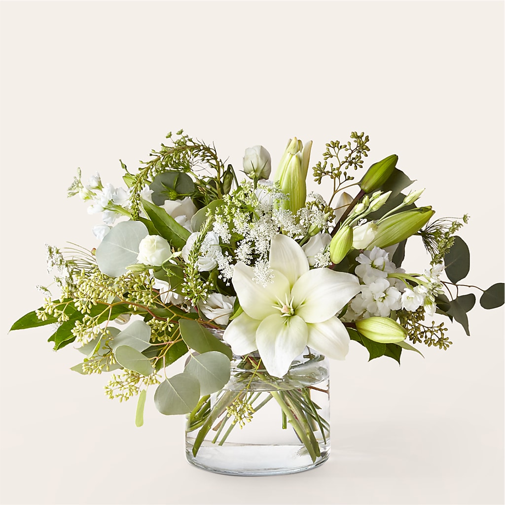 Alluring Elegance Bouquet – WOYSHNER'S FLOWER SHOP, Lackawanna NY