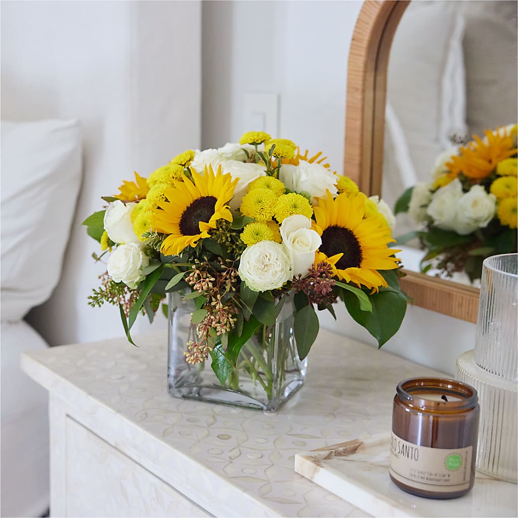 Luminous Morning Bouquet – WOYSHNER'S FLOWER SHOP, Lackawanna NY