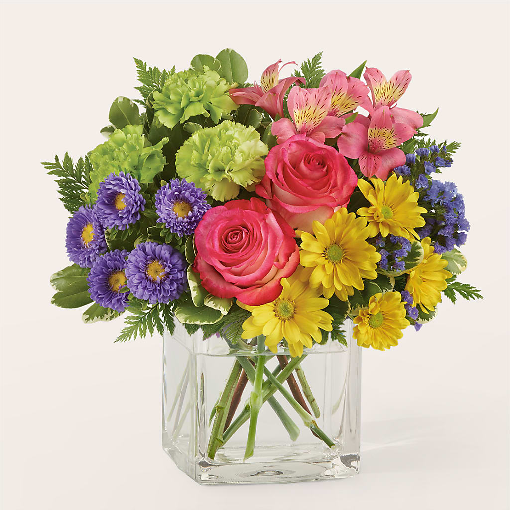 Candy Jar Bouquet – WOYSHNER'S FLOWER SHOP, Lackawanna NY