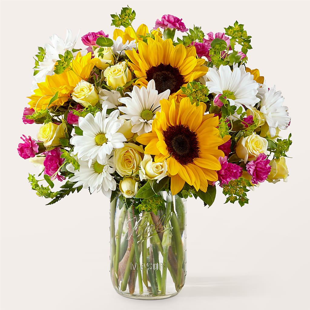 Aglow Bouquet – WOYSHNER'S FLOWER SHOP, Lackawanna NY