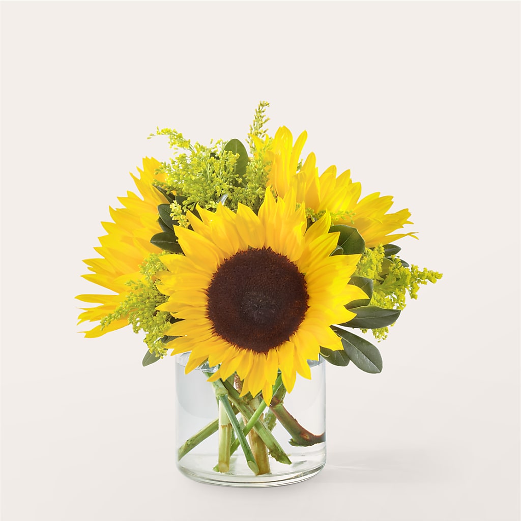 Beaming Sunflower Bouquet – WOYSHNER'S FLOWER SHOP, Lackawanna NY
