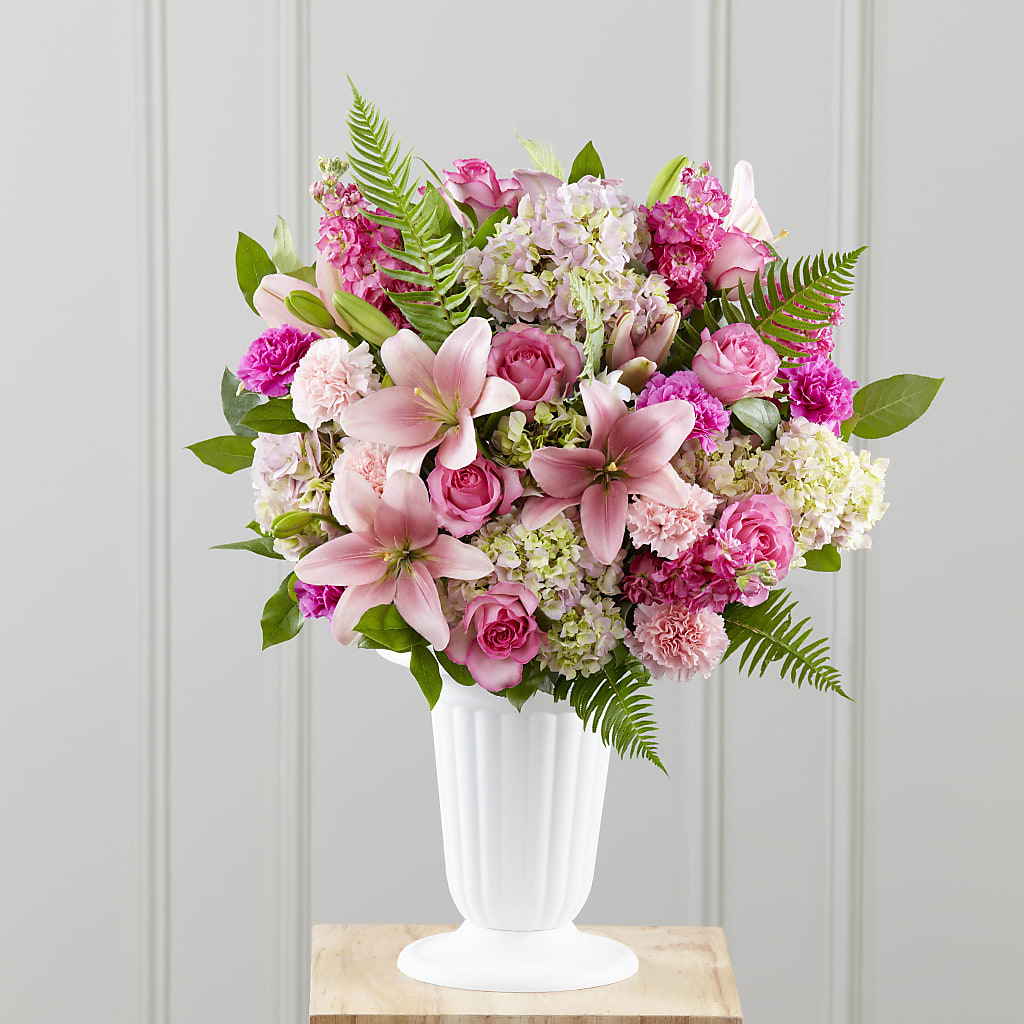 Never-Ending Love Arrangement – WOYSHNER'S FLOWER SHOP, Lackawanna NY