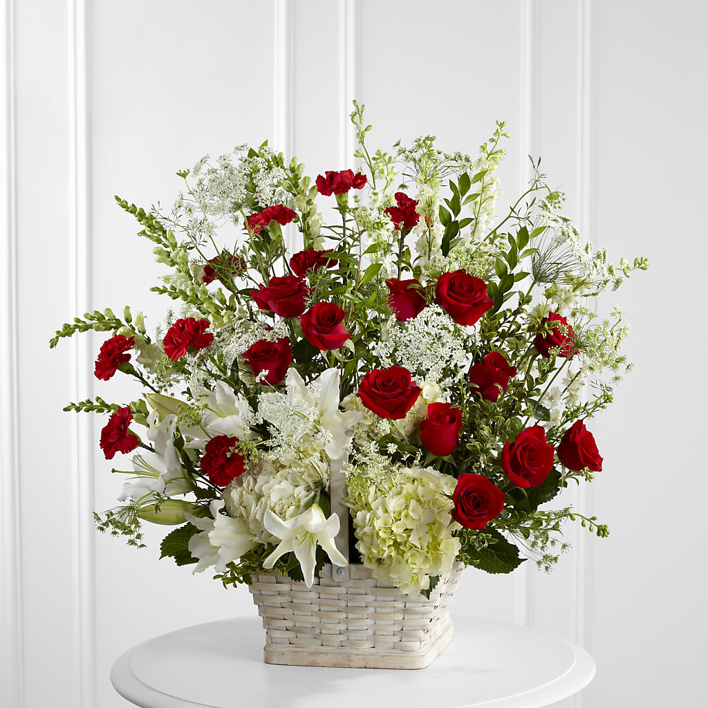 In Loving Memory Arrangement – WOYSHNER'S FLOWER SHOP, Lackawanna NY