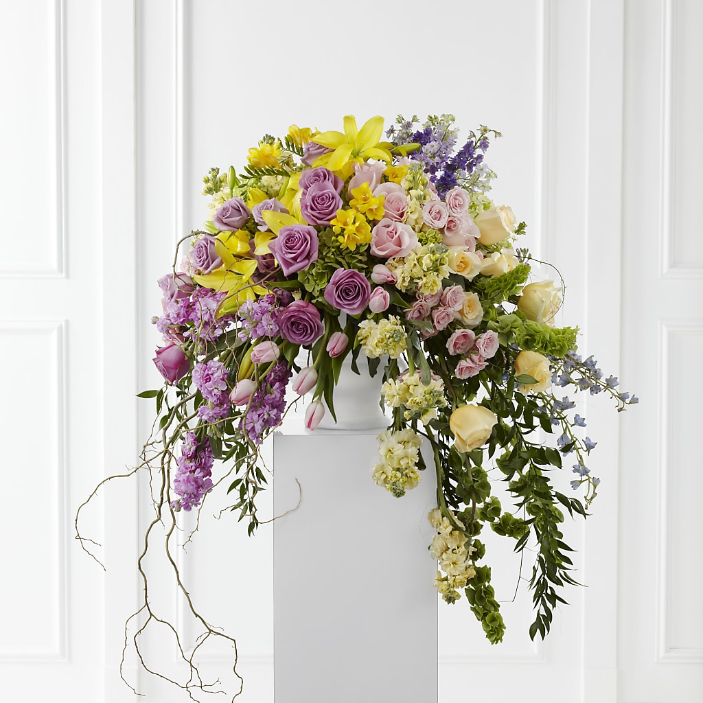 Display of Affection Arrangement – WOYSHNER'S FLOWER SHOP, Lackawanna NY