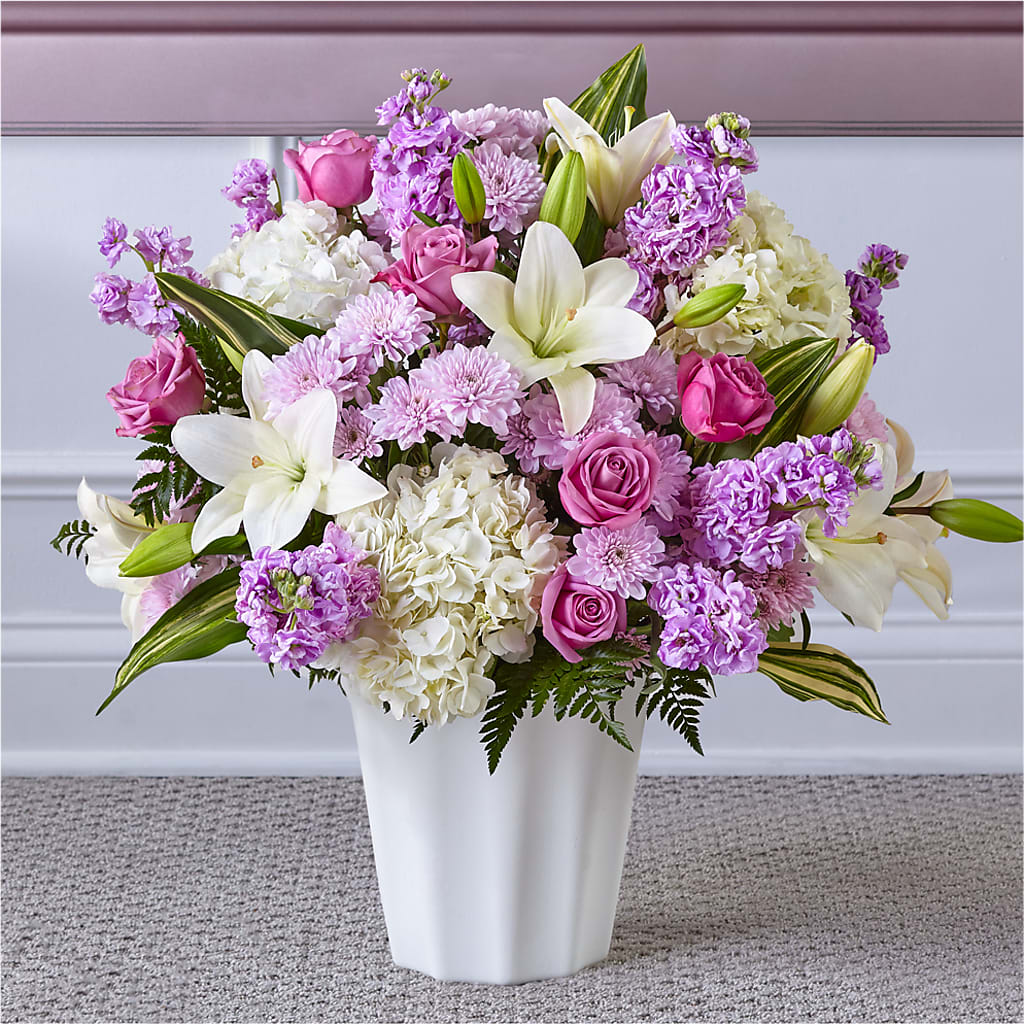 Heaven Sent Floor Basket – WOYSHNER'S FLOWER SHOP, Lackawanna NY