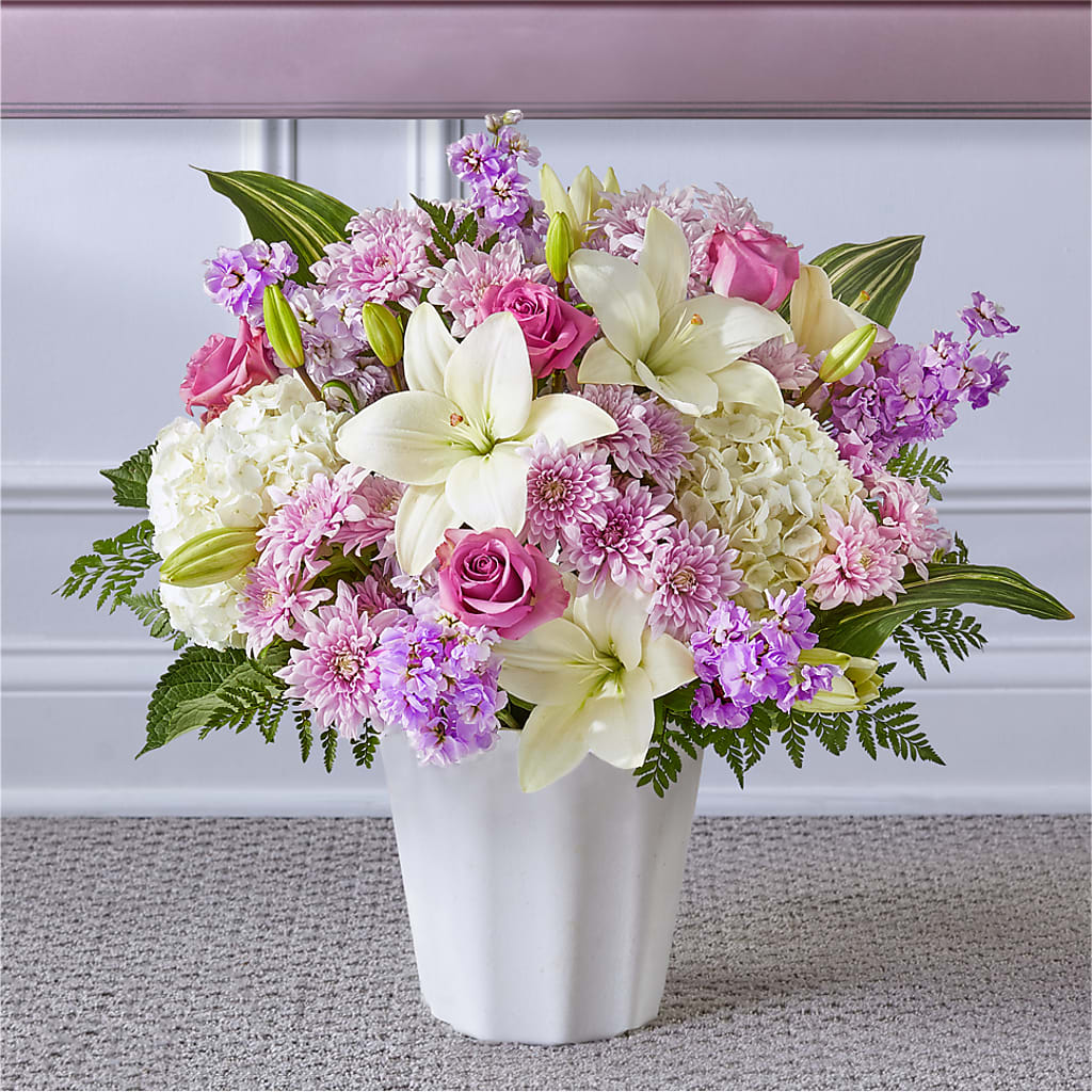 Heaven Sent Floor Basket – WOYSHNER'S FLOWER SHOP, Lackawanna NY