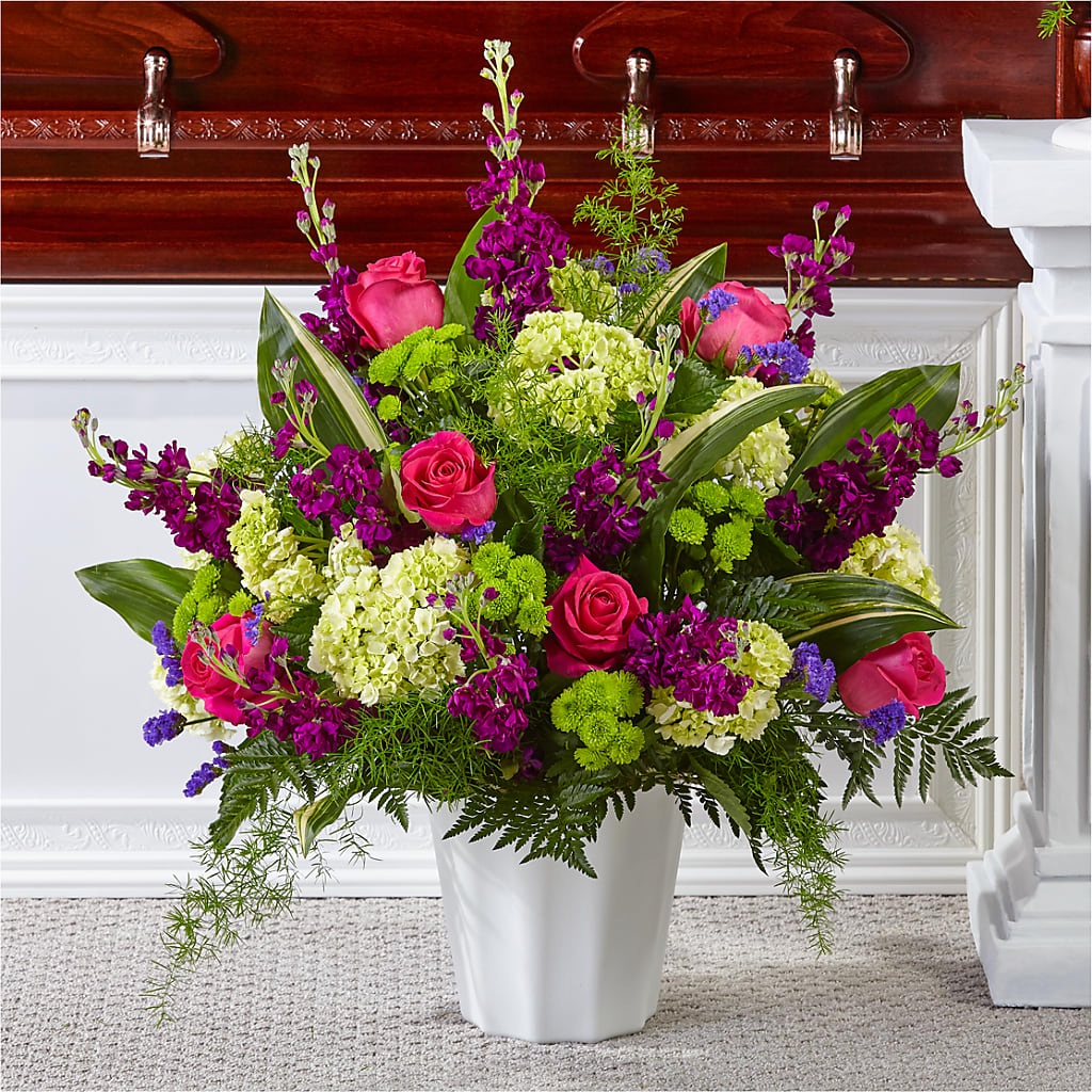 Beautiful Horizons Floor Basket – WOYSHNER'S FLOWER SHOP, Lackawanna NY