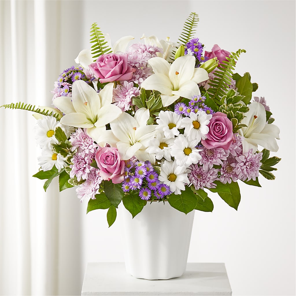 Warmest Thoughts Tabletop Basket – WOYSHNER'S FLOWER SHOP, Lackawanna NY