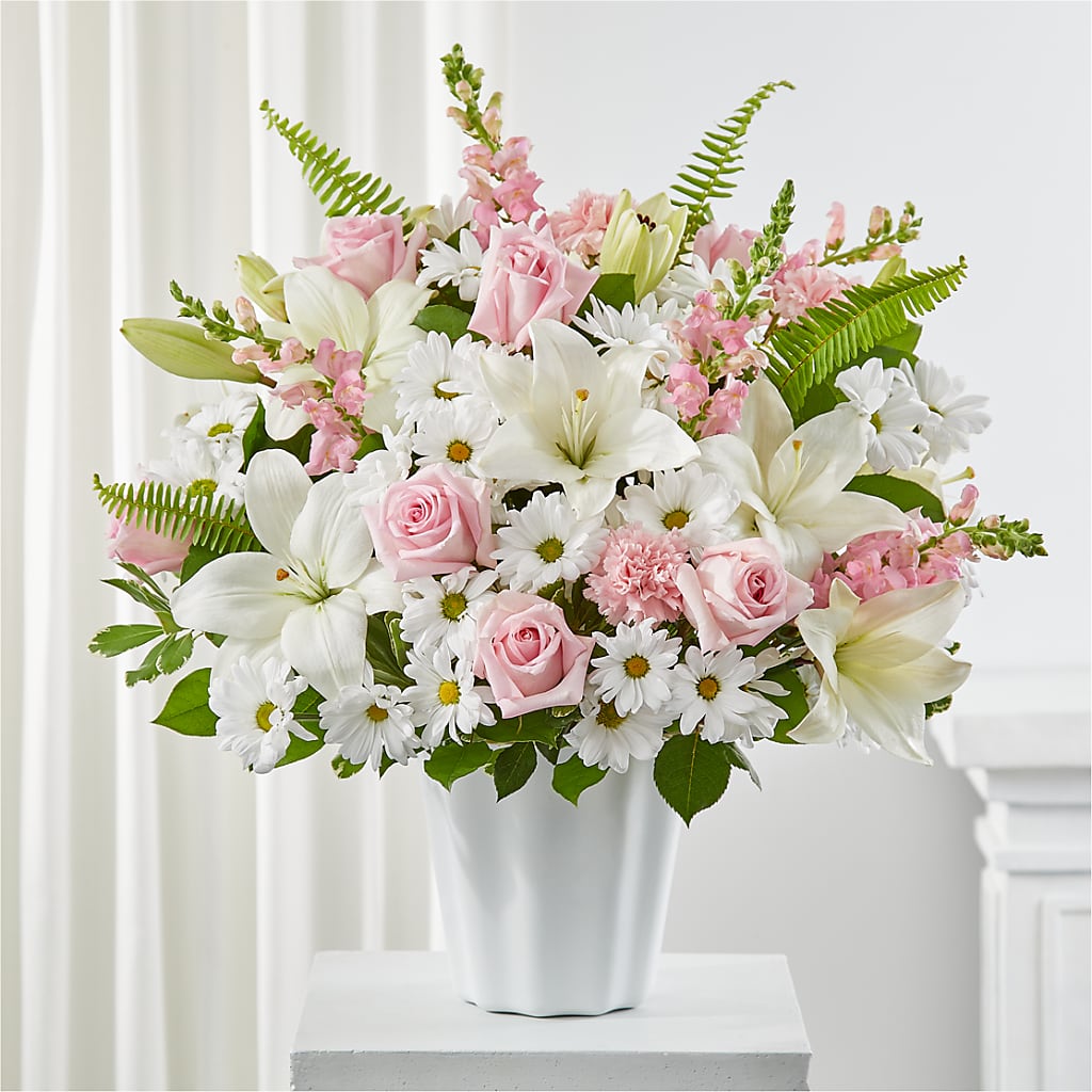 Soft Touch Tabletop Basket – WOYSHNER'S FLOWER SHOP, Lackawanna NY