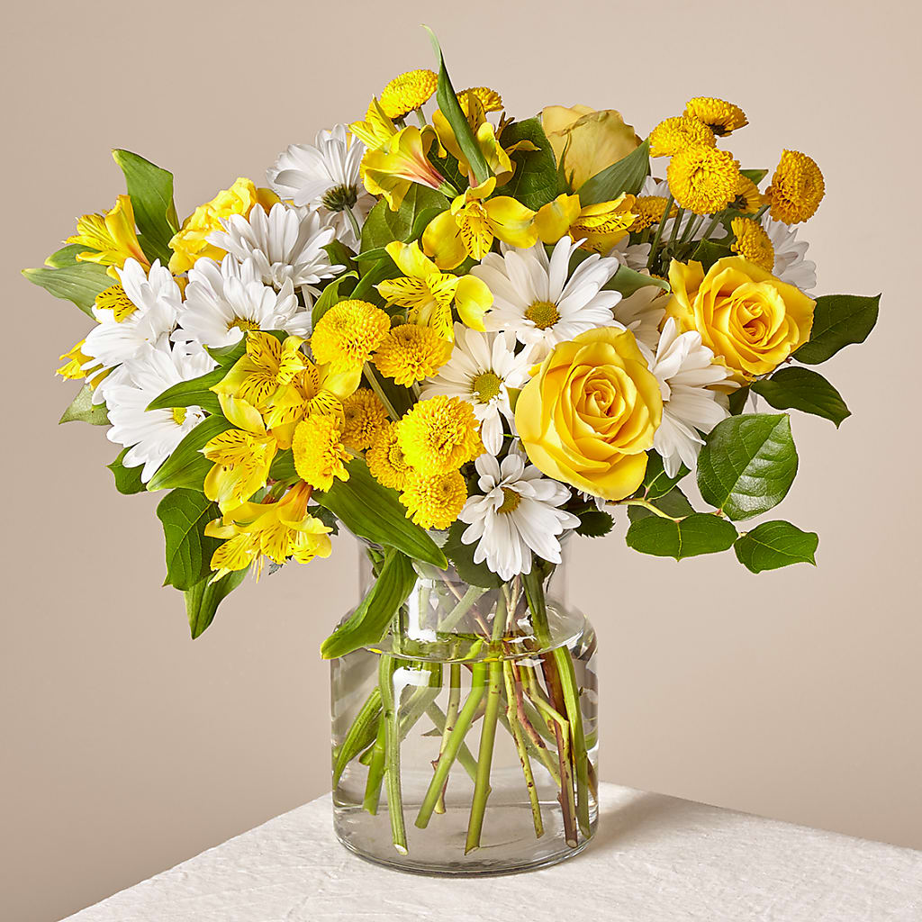 Sunny Sentiments Bouquet – WOYSHNER'S FLOWER SHOP, Lackawanna NY