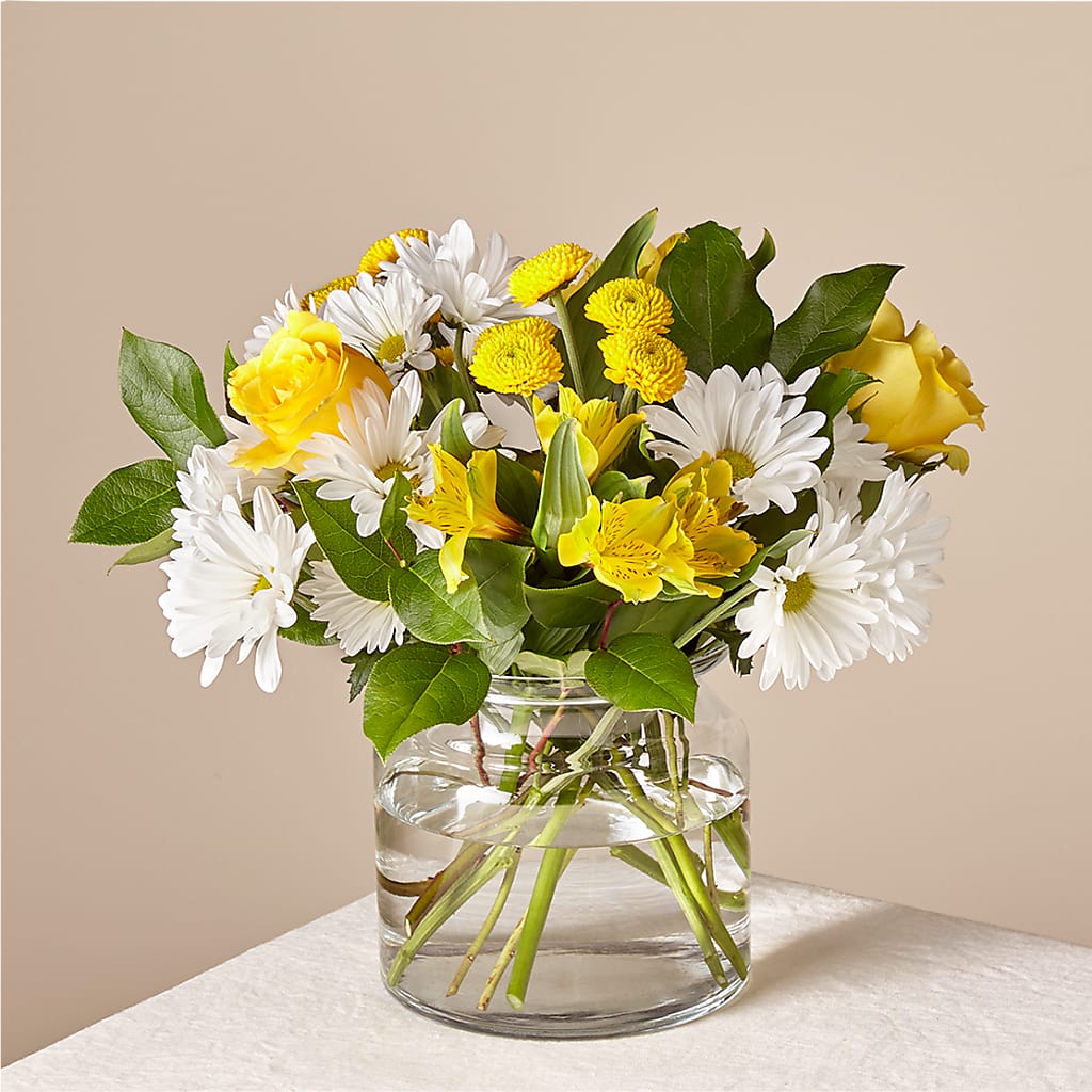 Sunny Sentiments Bouquet – WOYSHNER'S FLOWER SHOP, Lackawanna NY