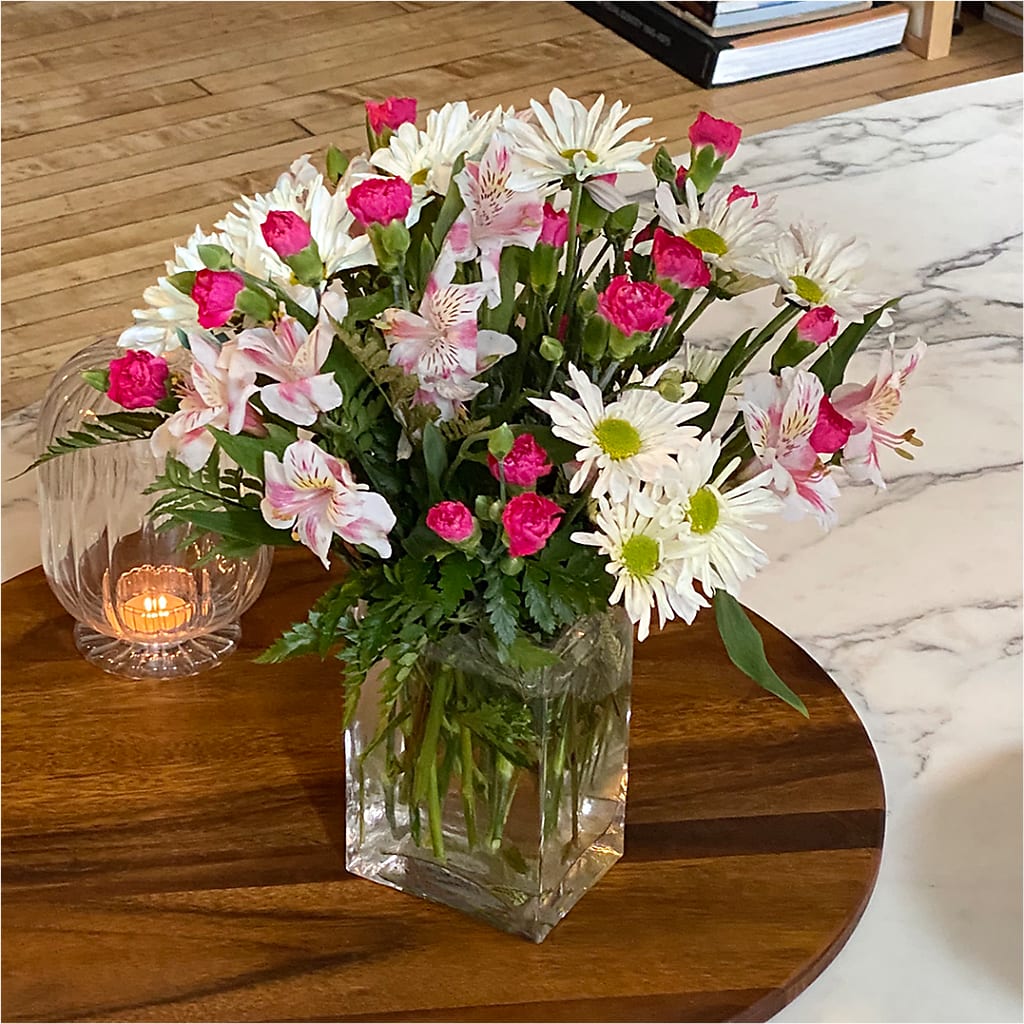 Sweet Surprises® Bouquet – WOYSHNER'S FLOWER SHOP, Lackawanna NY