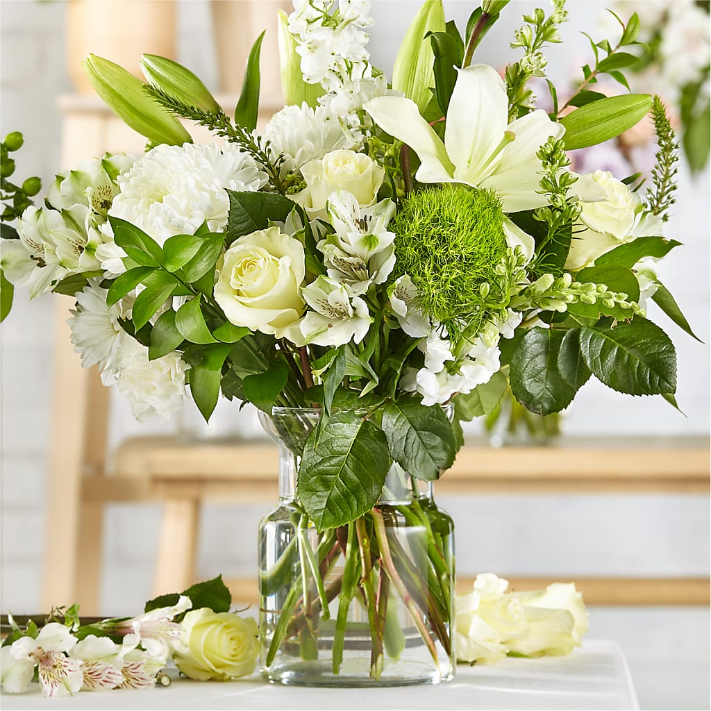 Classic Ivory – A Florist Original – WOYSHNER'S FLOWER SHOP, Lackawanna NY