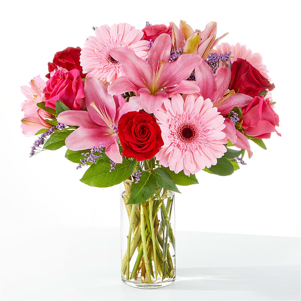 Lots of Love Bouquet – WOYSHNER'S FLOWER SHOP, Lackawanna NY