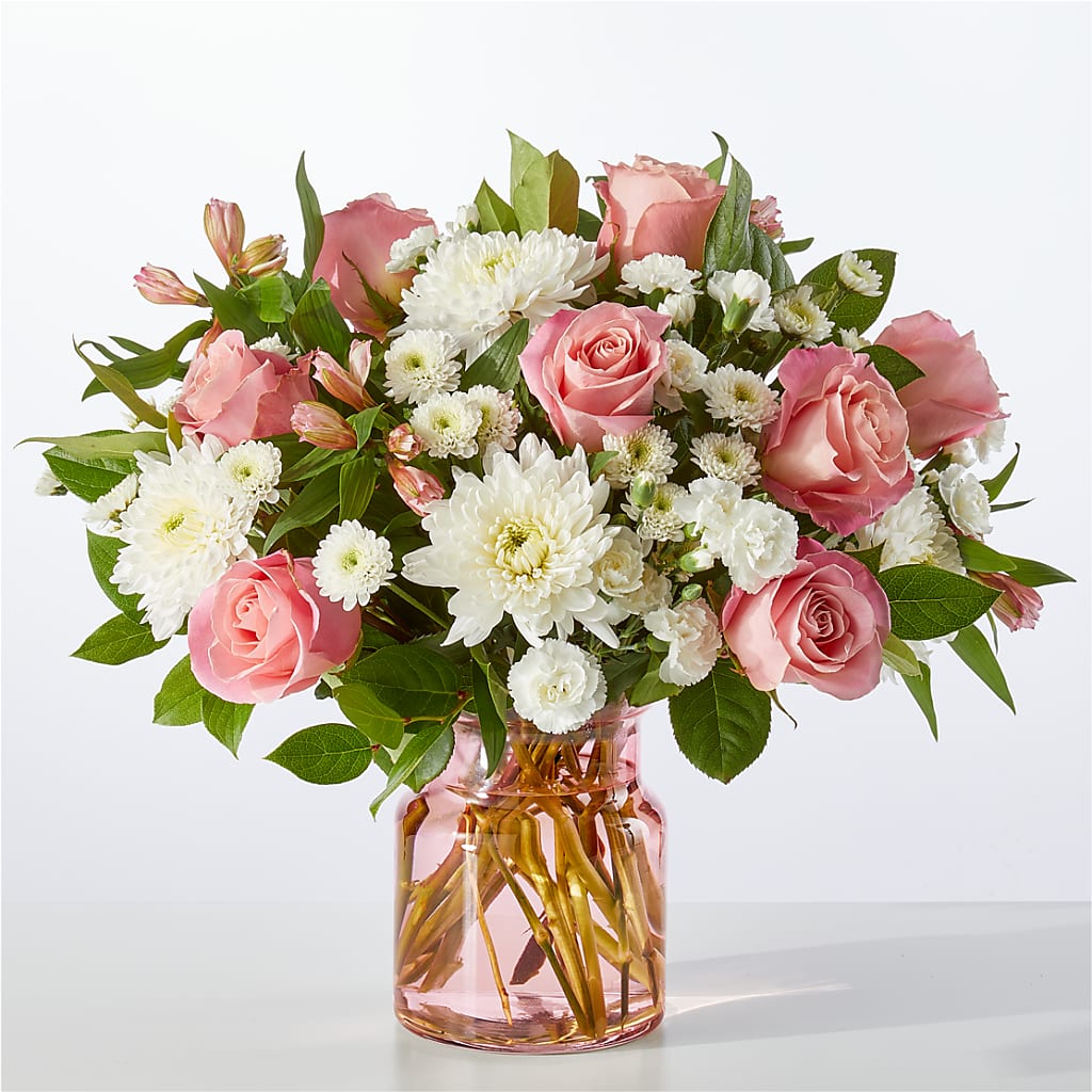 Infatuated Bouquet – WOYSHNER'S FLOWER SHOP, Lackawanna NY