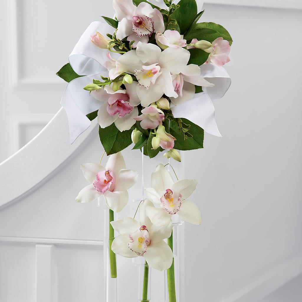 Perfect Entrance Pew Arrangement – WOYSHNER'S FLOWER SHOP, Lackawanna NY