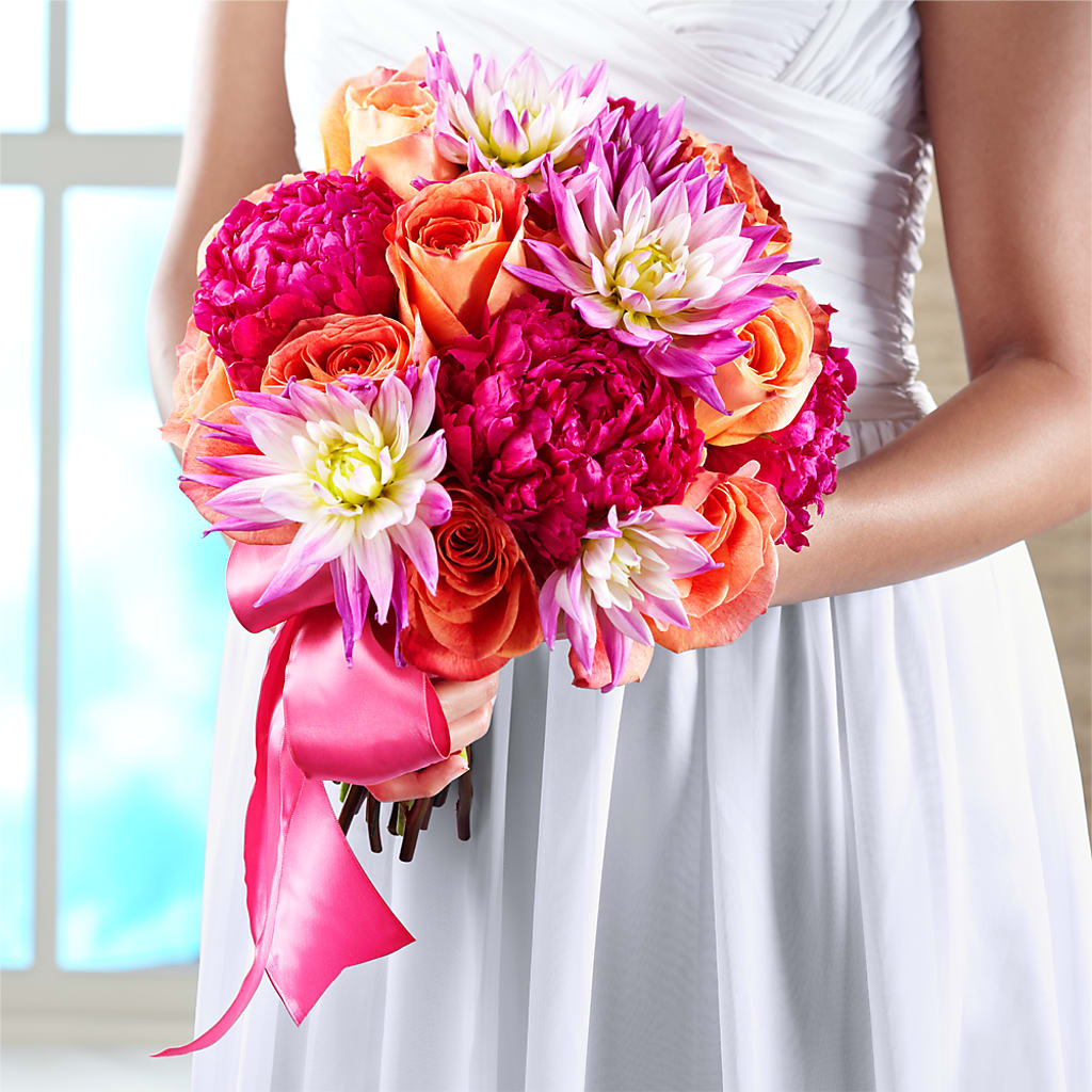 New Love Bouquet – WOYSHNER'S FLOWER SHOP, Lackawanna NY