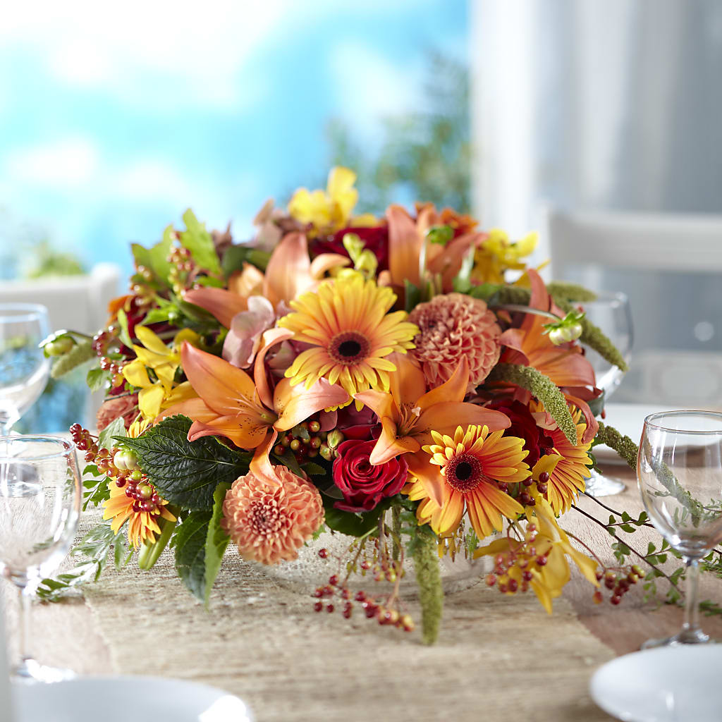 One and Only Centerpiece – WOYSHNER'S FLOWER SHOP, Lackawanna NY