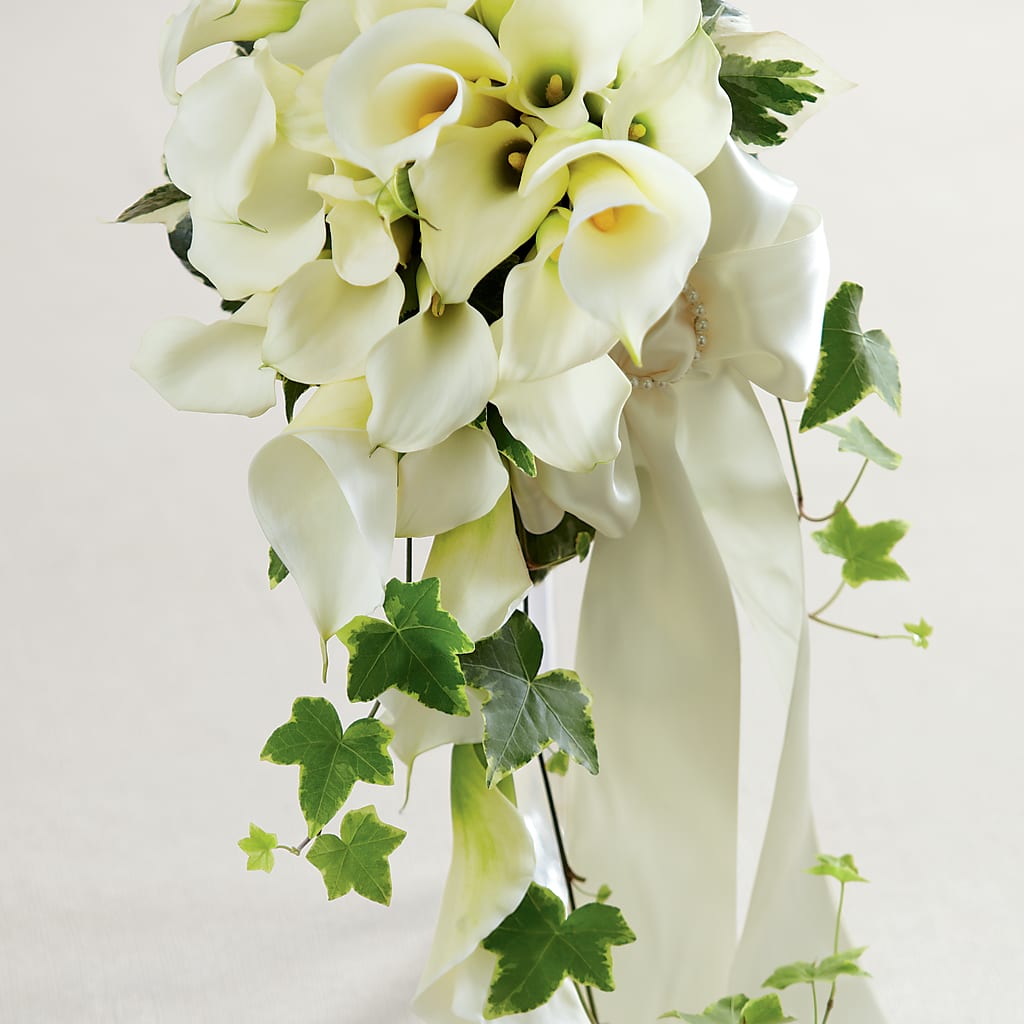 White Chapel Bouquet – WOYSHNER'S FLOWER SHOP, Lackawanna NY