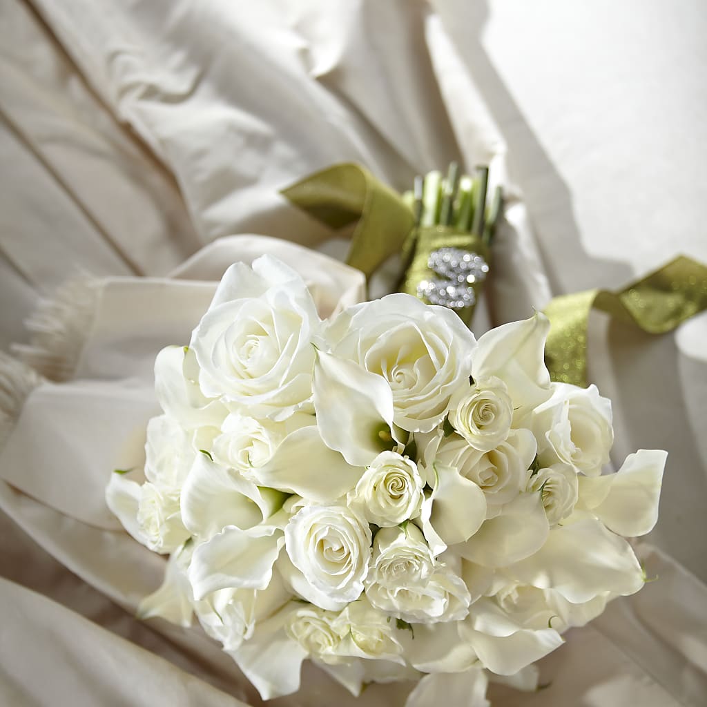 Serene Highness Bouquet – WOYSHNER'S FLOWER SHOP, Lackawanna NY
