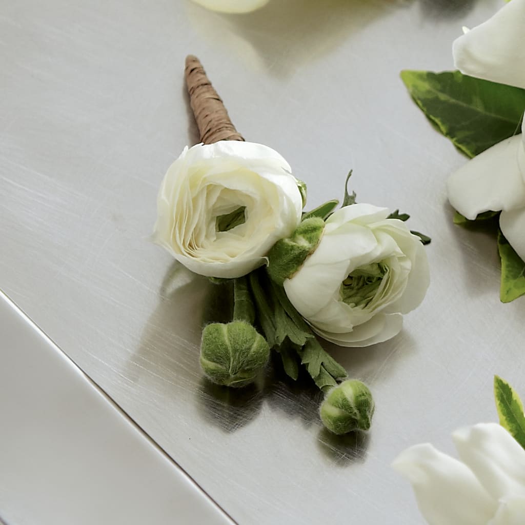 White Ranunculus Boutonniere – WOYSHNER'S FLOWER SHOP, Lackawanna NY