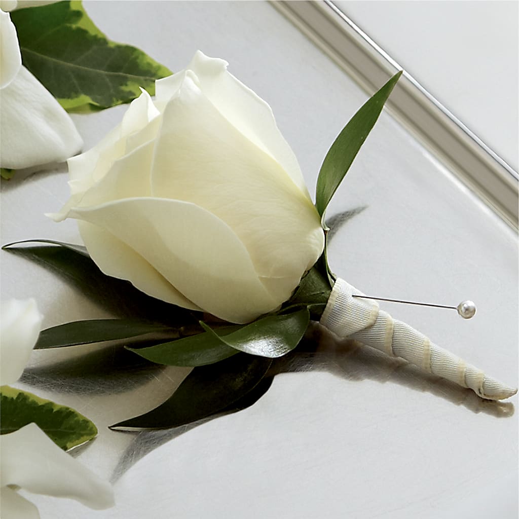 White Rose Boutonniere – WOYSHNER'S FLOWER SHOP, Lackawanna NY