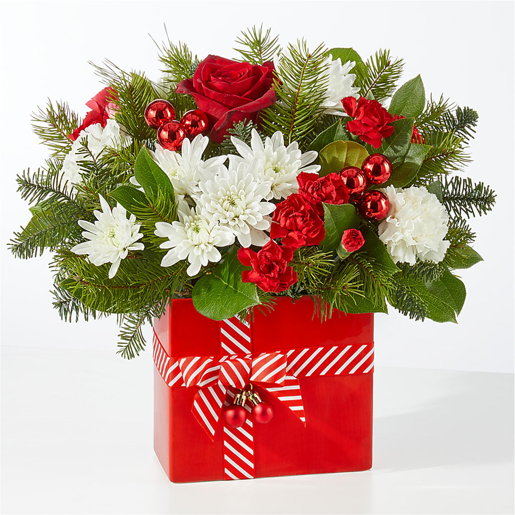 Presents Under the Tree Bouquet – WOYSHNER'S FLOWER SHOP, Lackawanna NY