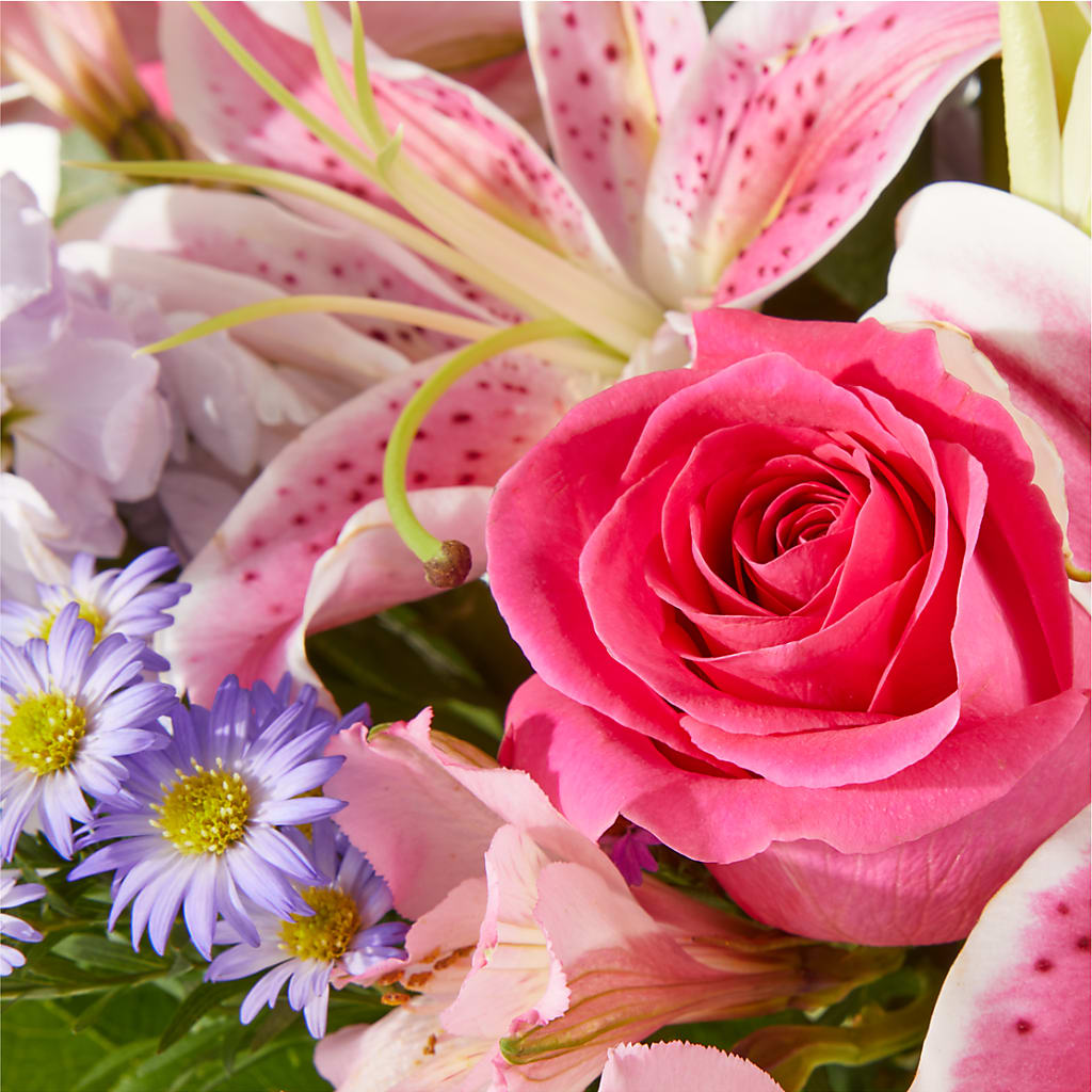 Pressing Petals Bouquet – WOYSHNER'S FLOWER SHOP, Lackawanna NY