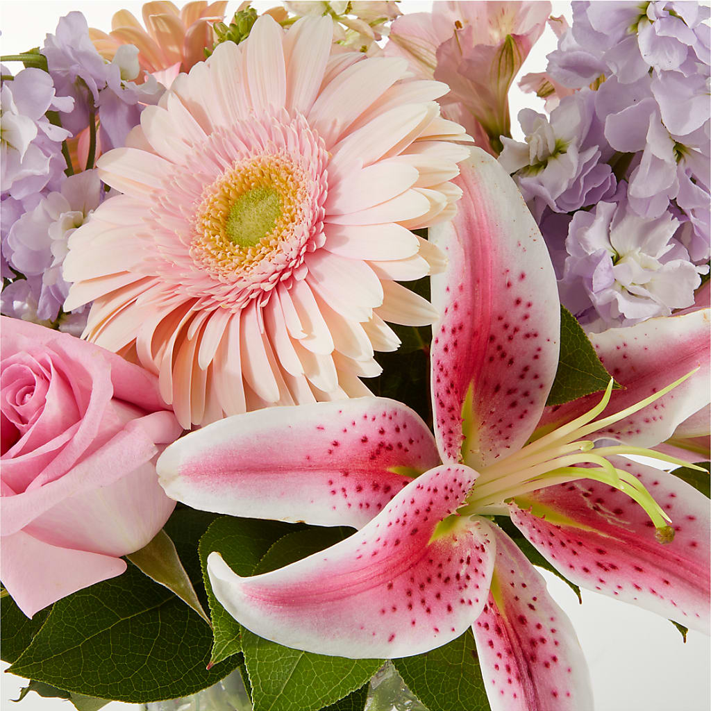 The Teahouse Bouquet – WOYSHNER'S FLOWER SHOP, Lackawanna NY
