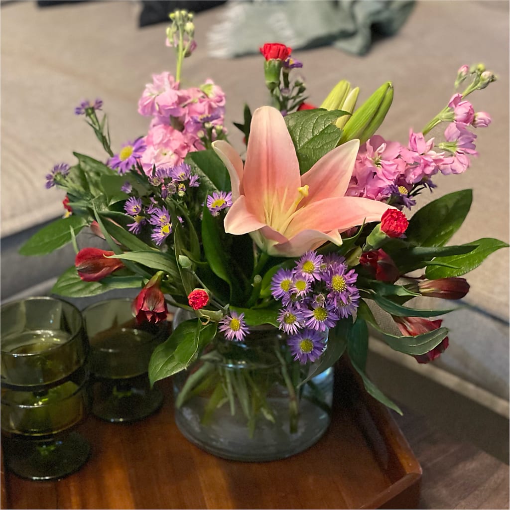 Romantique Bouquet – WOYSHNER'S FLOWER SHOP, Lackawanna NY