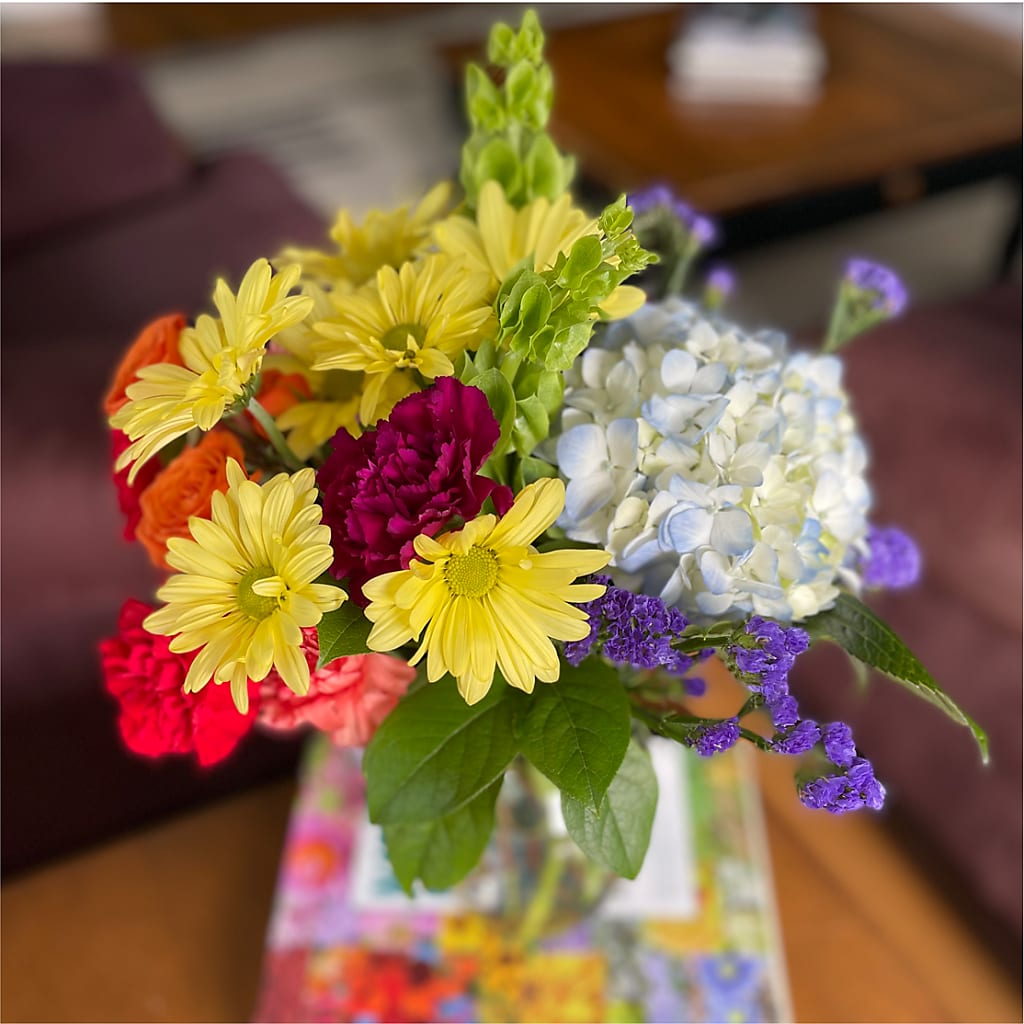 Summer Spectra - A Florist Original – WOYSHNER'S FLOWER SHOP, Lackawanna NY