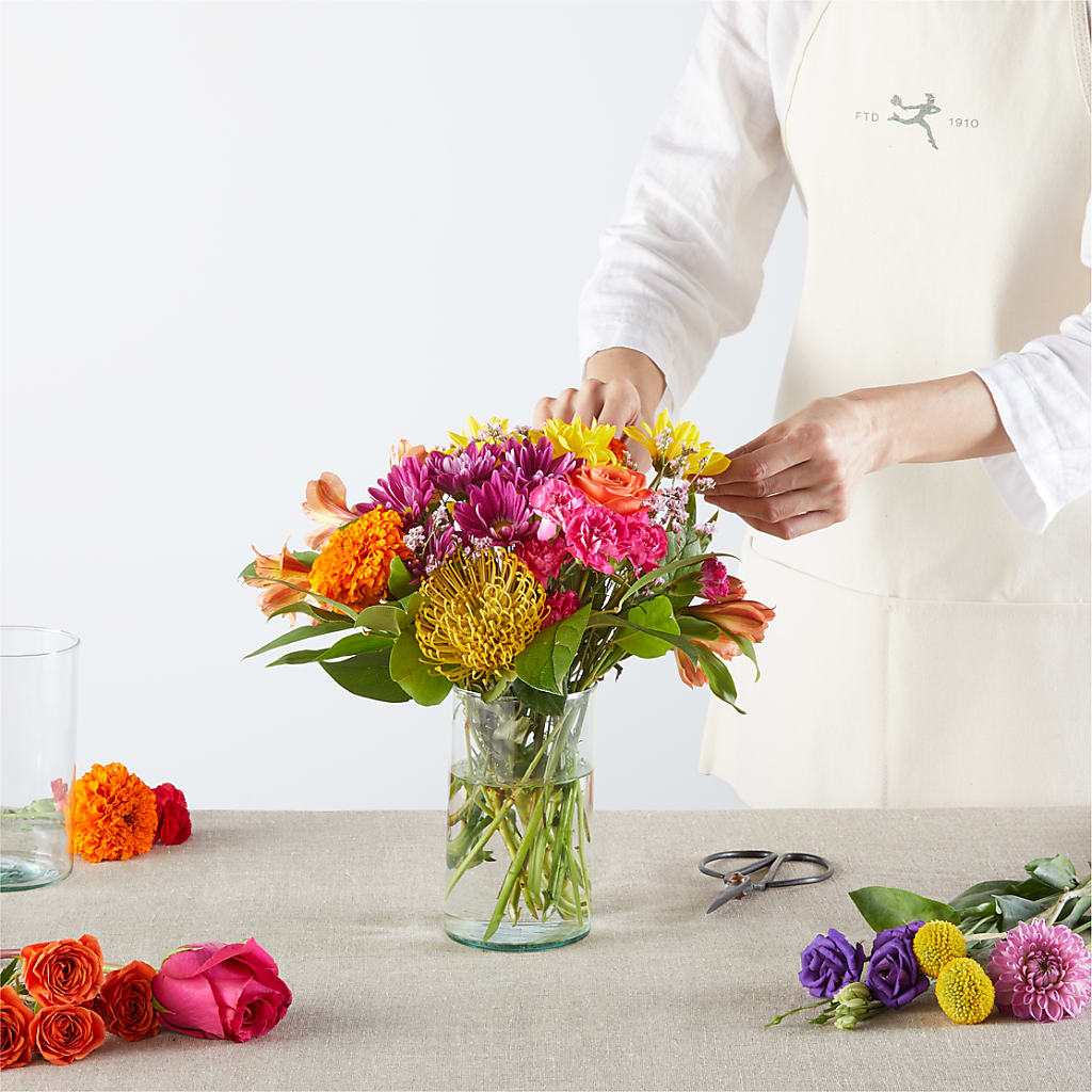 Feast of Color – A Florist Original – WOYSHNER'S FLOWER SHOP, Lackawanna NY