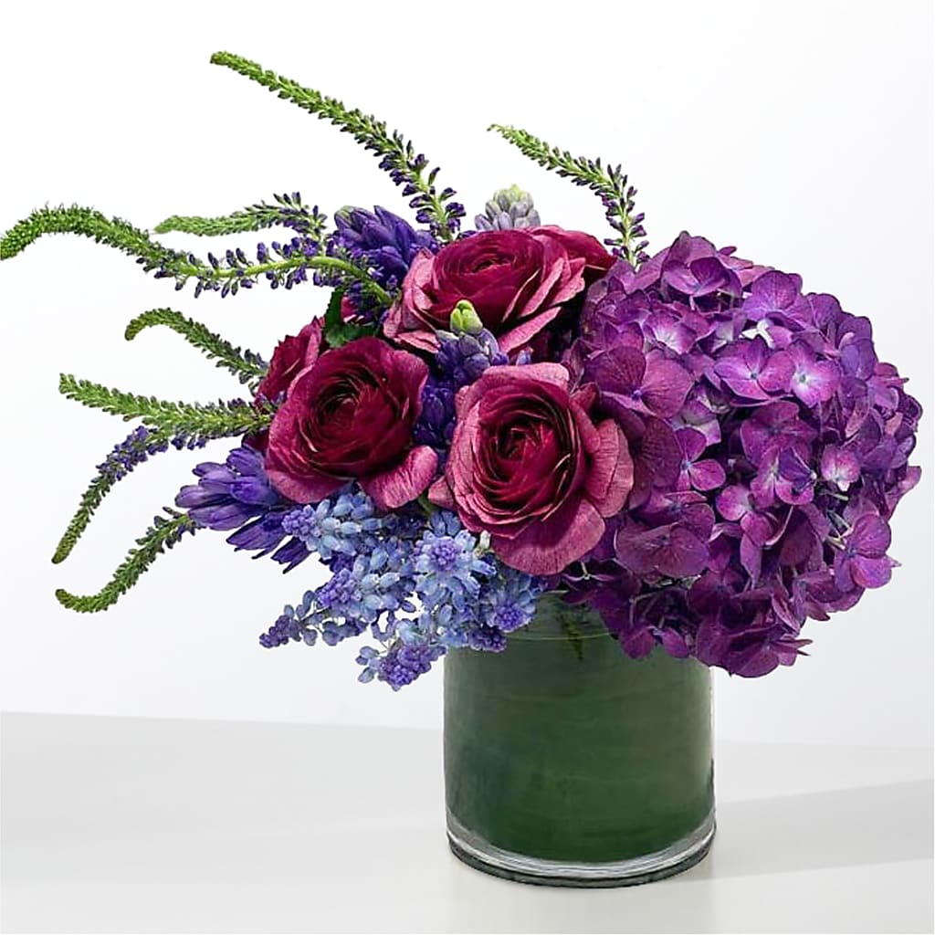The Magnificent – WOYSHNER'S FLOWER SHOP, Lackawanna NY