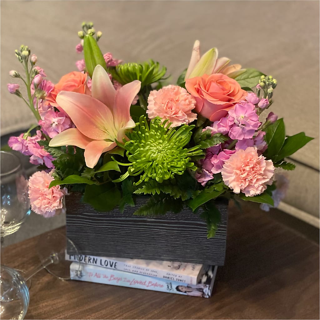 Beautiful Spirit Basket – WOYSHNER'S FLOWER SHOP, Lackawanna NY