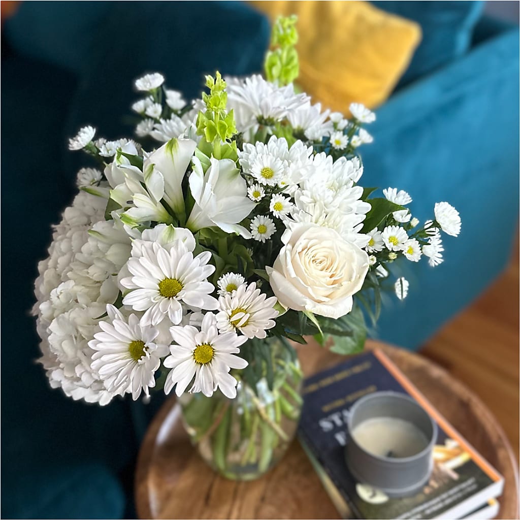 Classic Ivory – A Florist Original – WOYSHNER'S FLOWER SHOP, Lackawanna NY