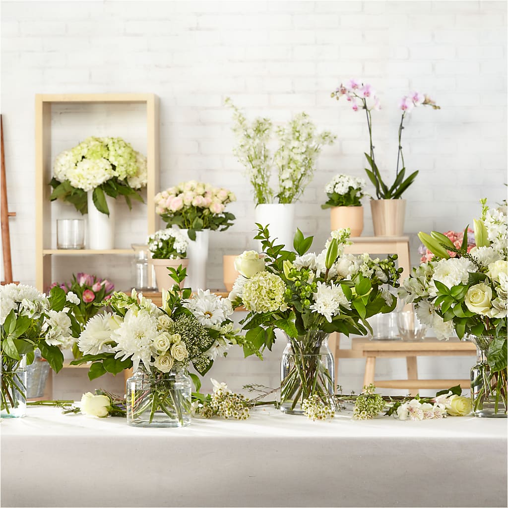 Classic Ivory – A Florist Original – WOYSHNER'S FLOWER SHOP, Lackawanna NY