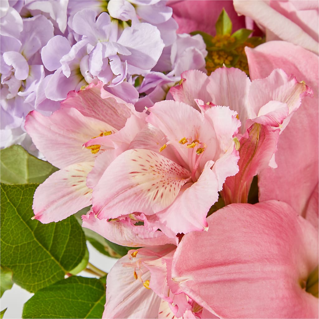 The Crown Jewel Bouquet – WOYSHNER'S FLOWER SHOP, Lackawanna NY