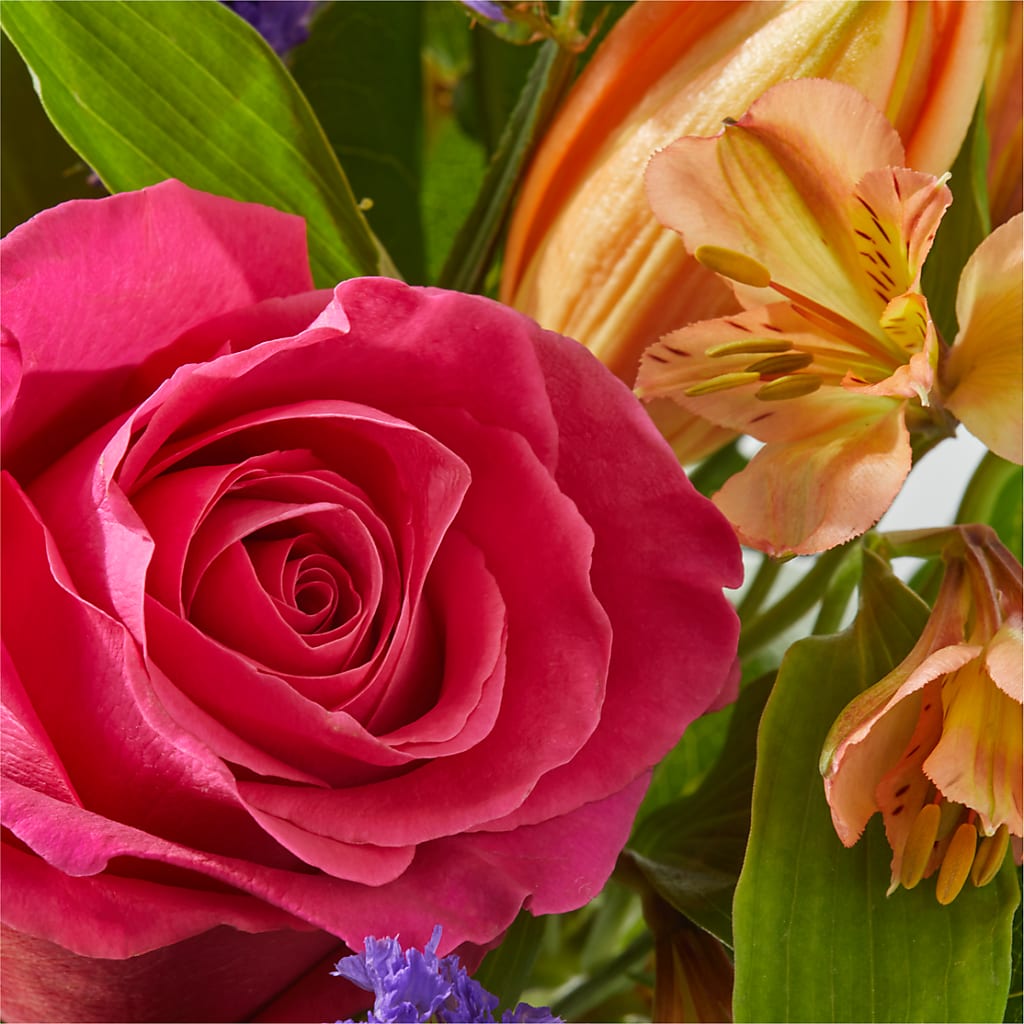 Joyful Bouquet – WOYSHNER'S FLOWER SHOP, Lackawanna NY