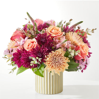 Berry Cobbler Bouquet with Ivory Vase – WOYSHNER'S FLOWER SHOP, Lackawanna NY