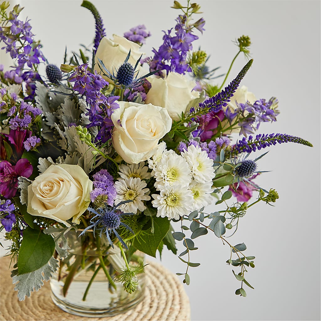 Shooting Star Bouquet – WOYSHNER'S FLOWER SHOP, Lackawanna NY