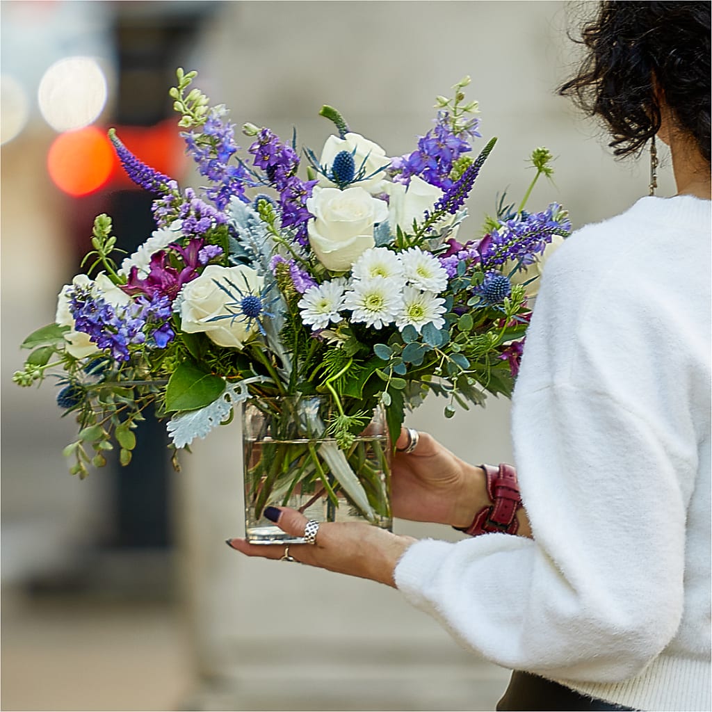 Shooting Star Bouquet – WOYSHNER'S FLOWER SHOP, Lackawanna NY