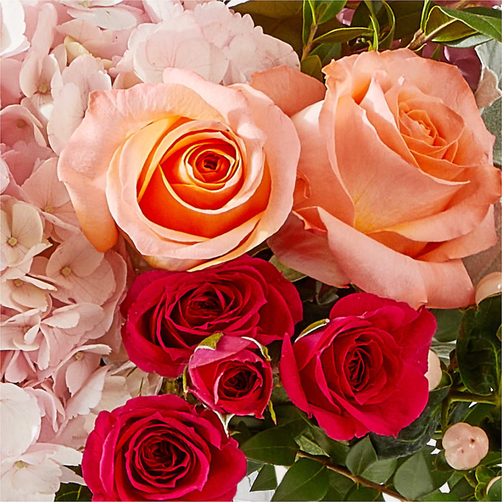 Glitz & Glam Bouquet – WOYSHNER'S FLOWER SHOP, Lackawanna NY