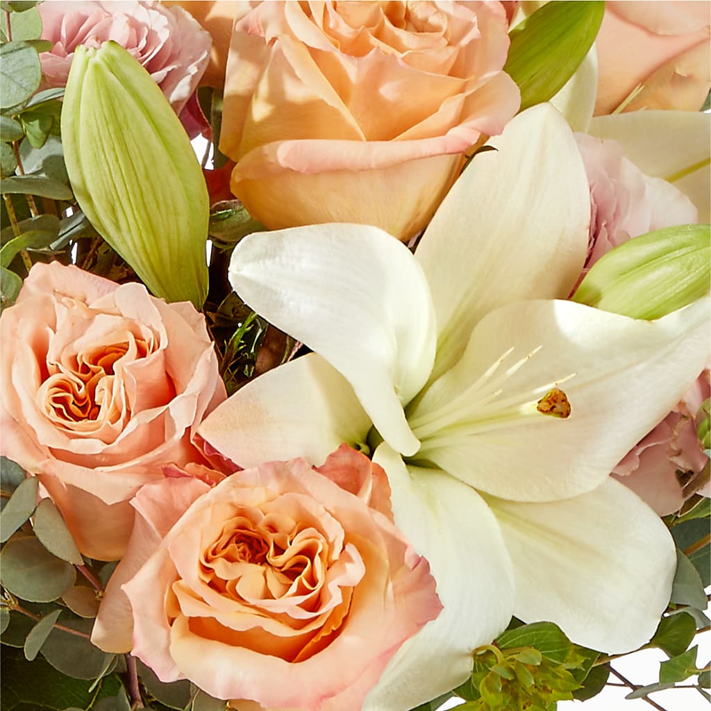 Grapefruit Splash Bouquet – WOYSHNER'S FLOWER SHOP, Lackawanna NY