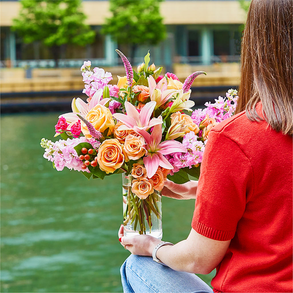 Bisous Bouquet – WOYSHNER'S FLOWER SHOP, Lackawanna NY