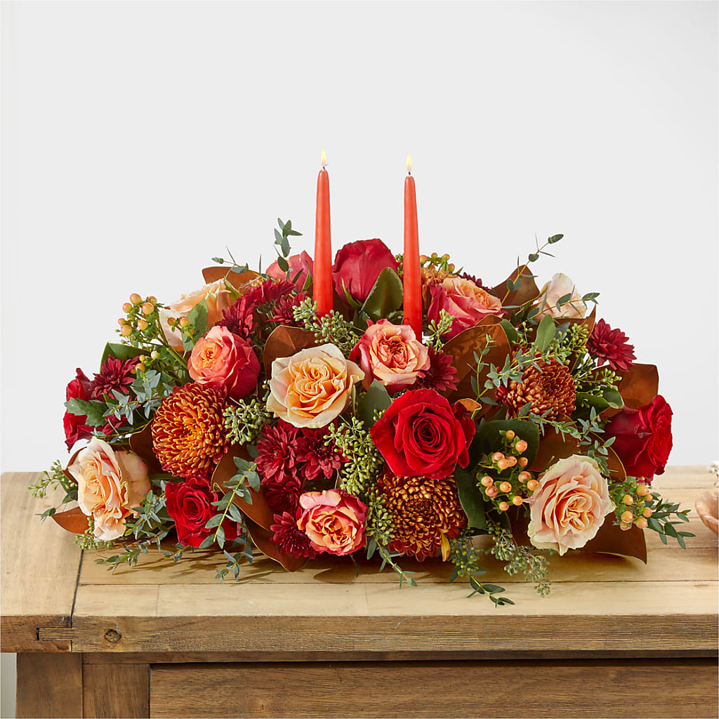 Gather Near Centerpiece – WOYSHNER'S FLOWER SHOP, Lackawanna NY