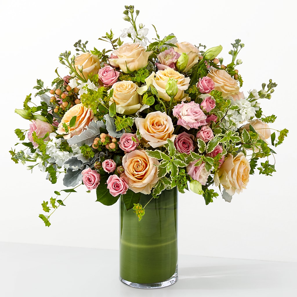 The Glamour Shot – WOYSHNER'S FLOWER SHOP, Lackawanna NY